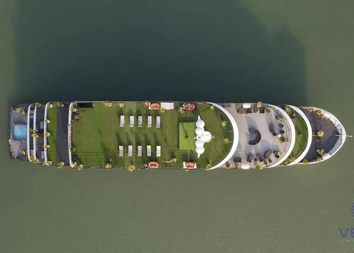 Velar Of The Sea Cruise  5*