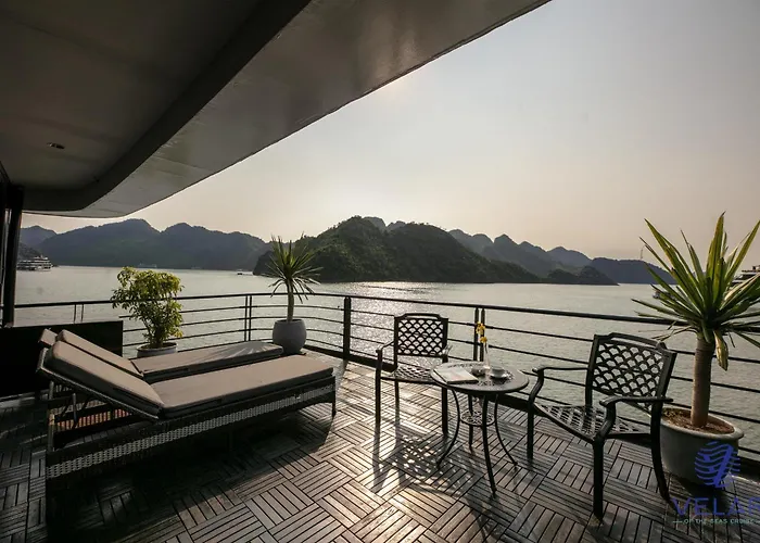 Velar Of The Sea Cruise 5*