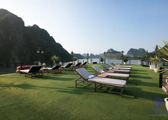 Velar Of The Sea Cruise Hạ Long