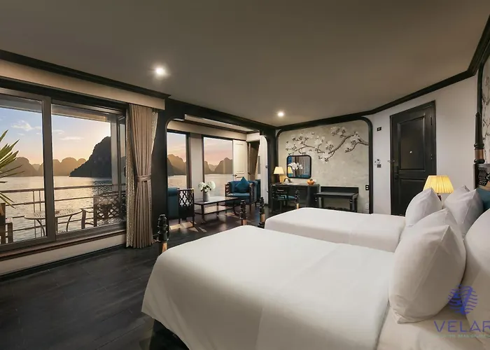 Velar Of The Sea Cruise  Ha Long
